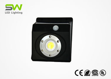 Moc 3 W Mocne światło LED, bezpieczeństwo Słoneczna lampa bezpieczeństwa z czujnikiem podczerwieni
