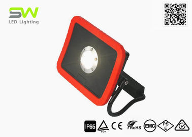2000 lumenów Handheld LED Work Light Akumulatorowa lampa powodziowa z magnesem